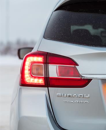 SUBARU_LEVORG-19-hr